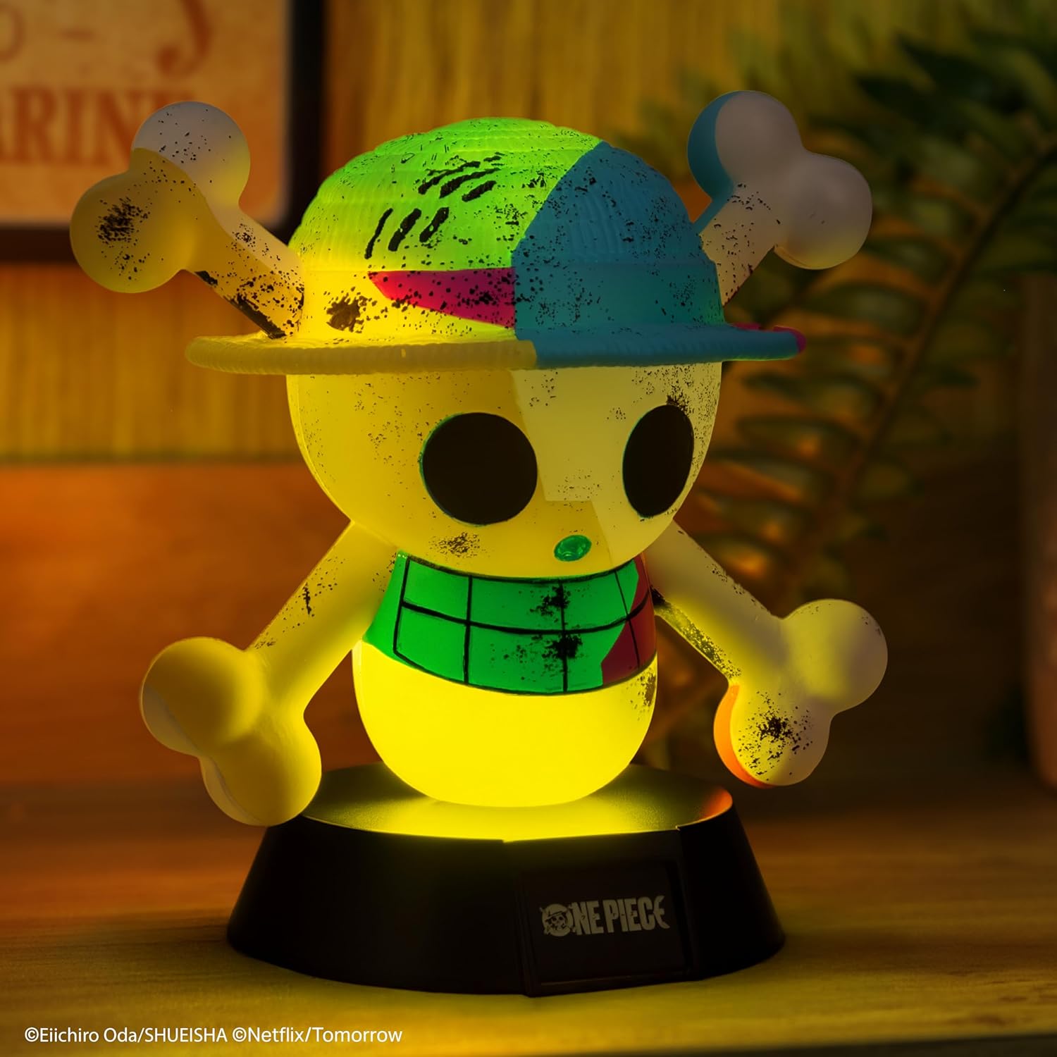 Paladone One Piece Jolly Roger Icon Light – 11cm Skull‑and‑Hat Character Lamp – Netflix Bedroom or Desk Light