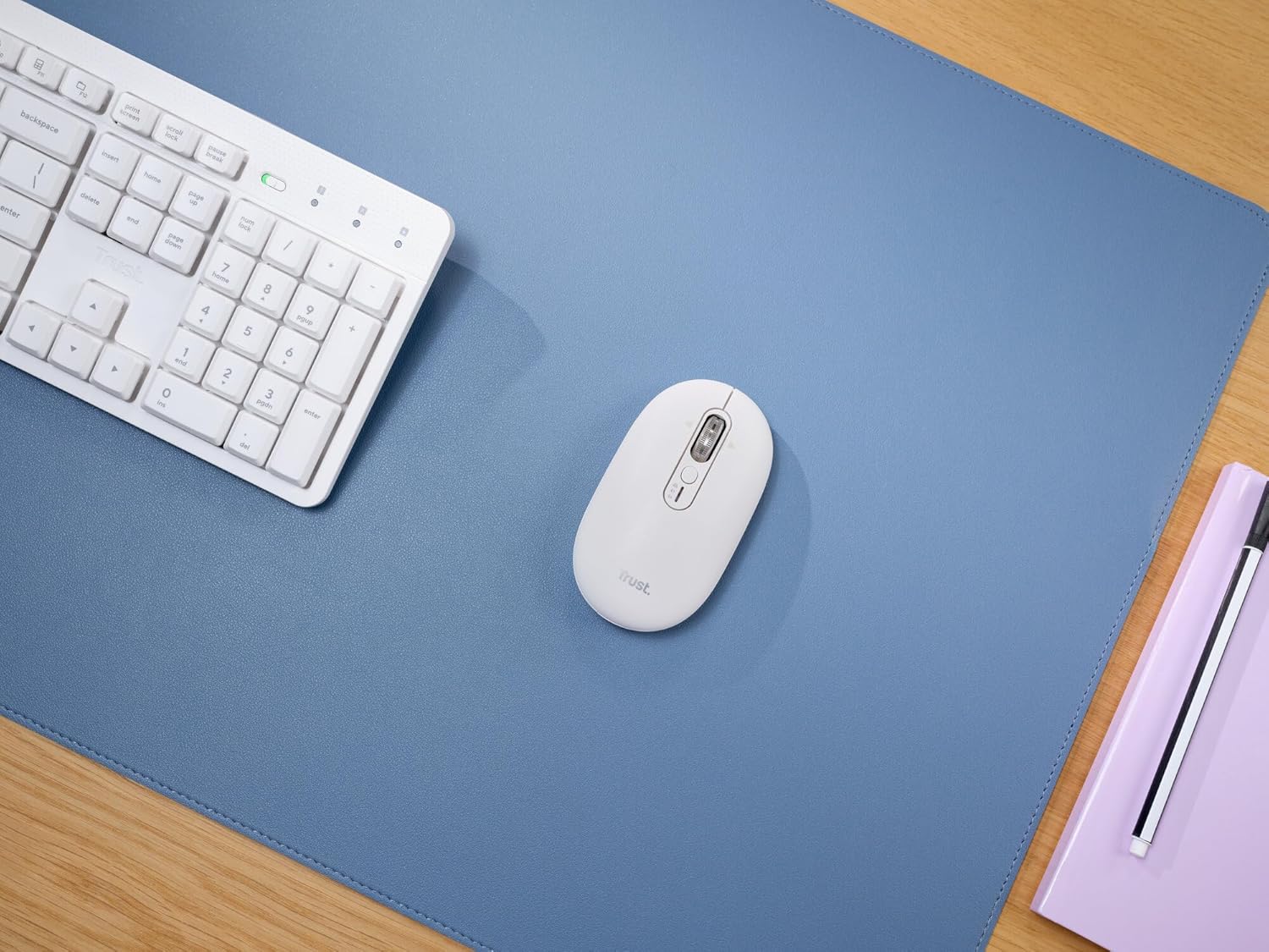 Trust Seron Mouse Wireless con Rotellina Ultra Rapida e Scorrimento Orizzontale, Bluetooth + 2.4GHz, 65% Plastica Riciclata, Pulsanti Silenziosi, Mouse Bluetooth Multi-Dispositivo per PC Mac, Bianco