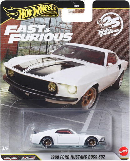 Hot Wheels Cars, Premium Fast & Furious 1:64 Scale Die-Cast Car for Collectors Inspired by Fast & Furious Movie Franchise, JHW72