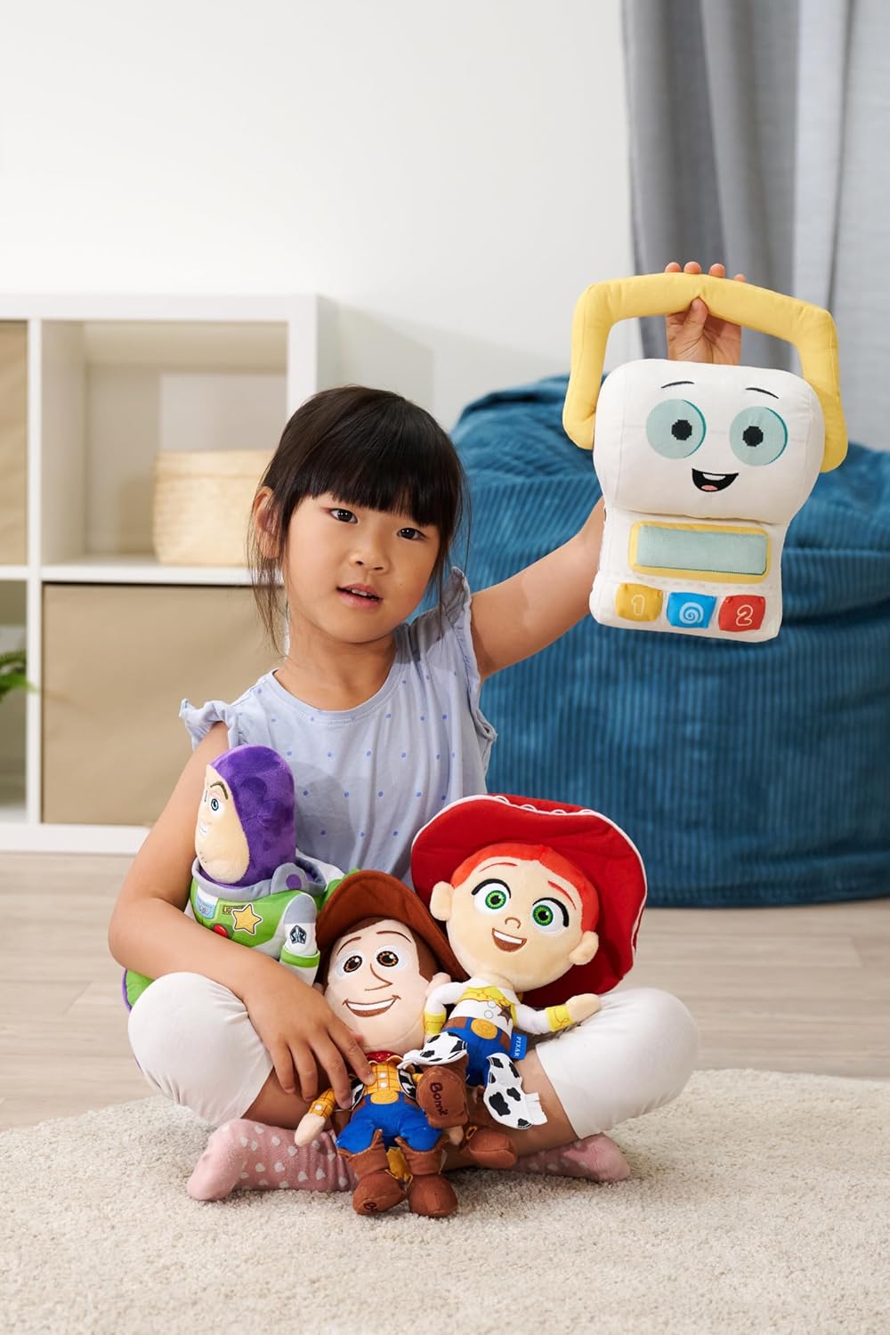 Simba official Disney Toy Story 5 Woody 25cm plush cuddly soft toy for kids gift birthday, Christmas