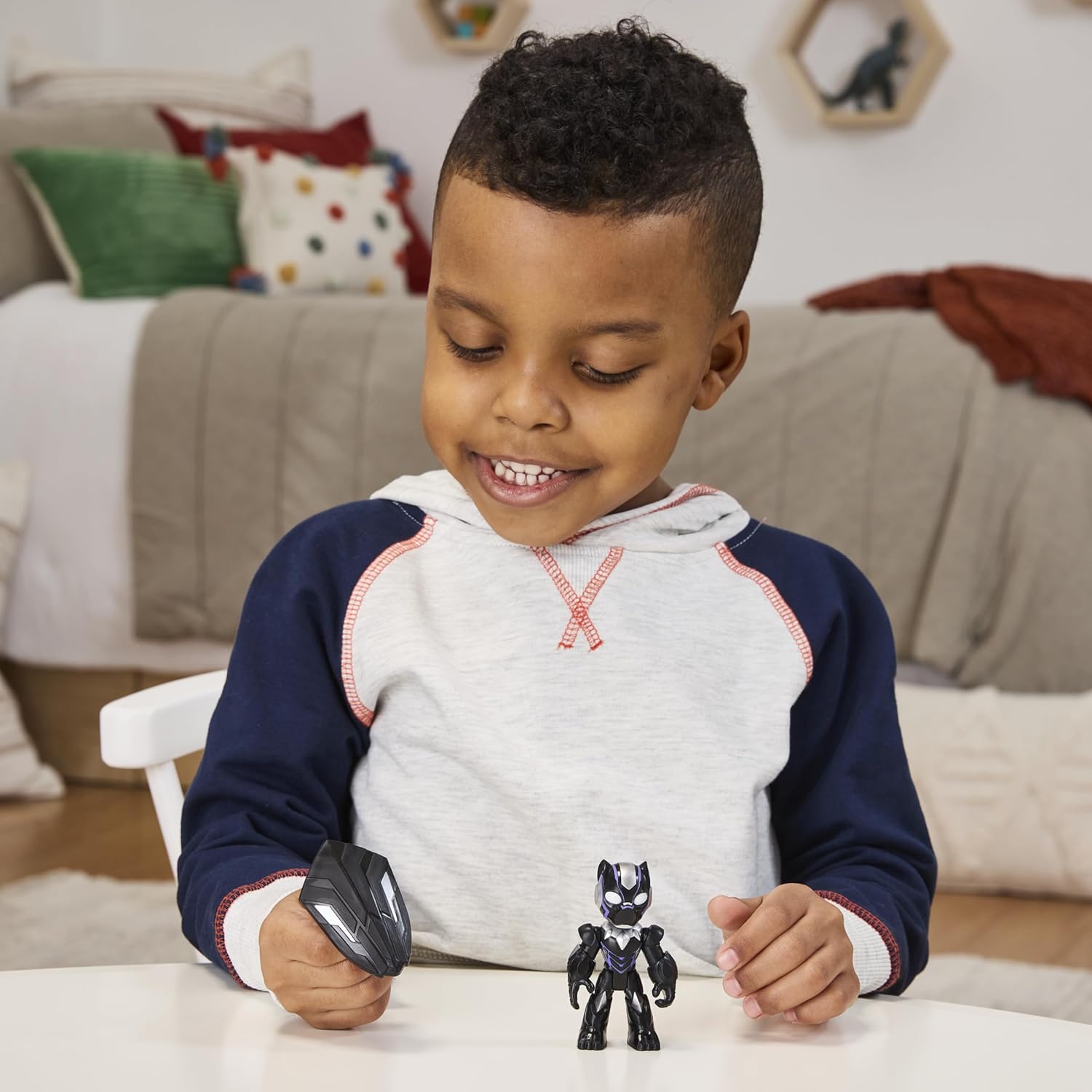 Iron Man and His Awesome Friends Marvel Black Panther Action Figure with Accessory – 7.6 cm (3 Inch) Toy, Ages 3+