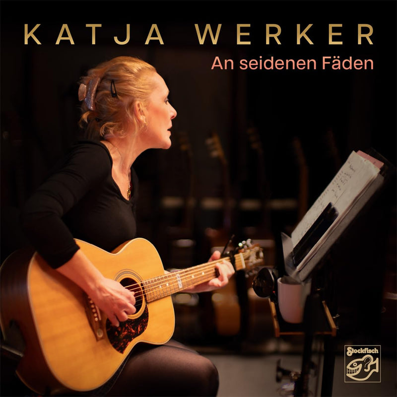 An seidenen Fäden