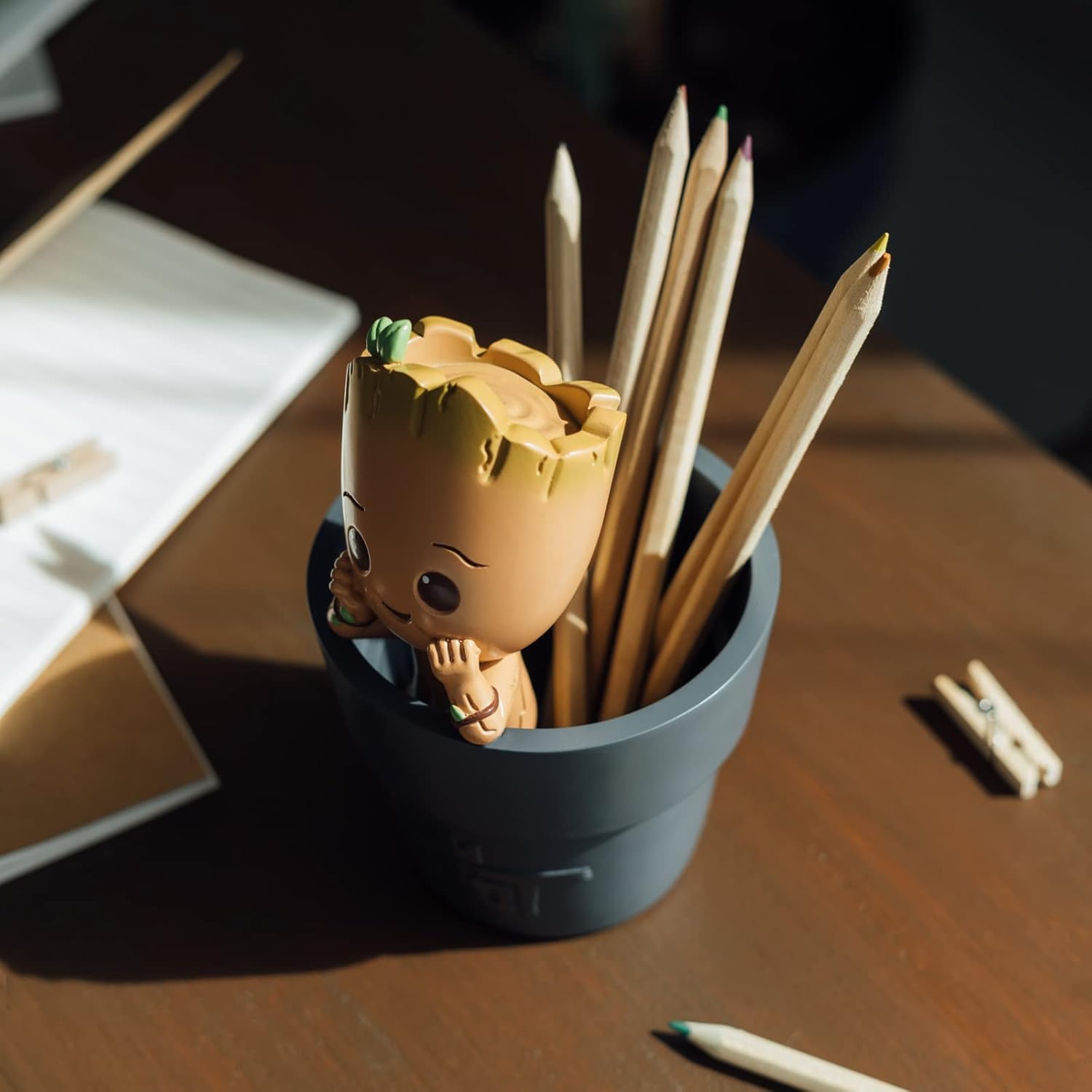 Grupo Erik Portapenne da Scrivania Groot Marvel 3D - Porta Penne Decorativo in Resina con Scomparto Interno | Cancelleria, Marvel Legends - Guardiani della Galassia (9,8 x 16,3 x 9,8 cm
