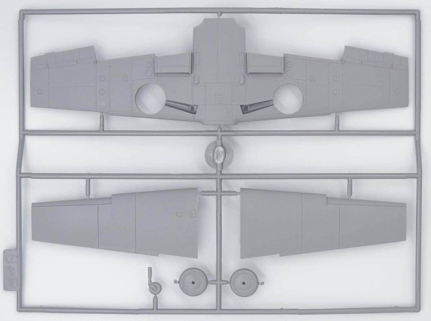 ICM ICM48805 1:48-BF 109F-4 con Personale Tedesco di Terra