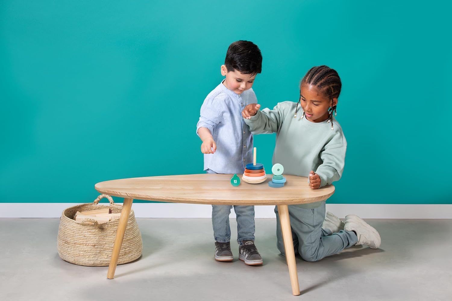 BS Toys Stapelringen van hout, 8 ringen, basis en hoofd, 1 speler, vanaf 18 maanden