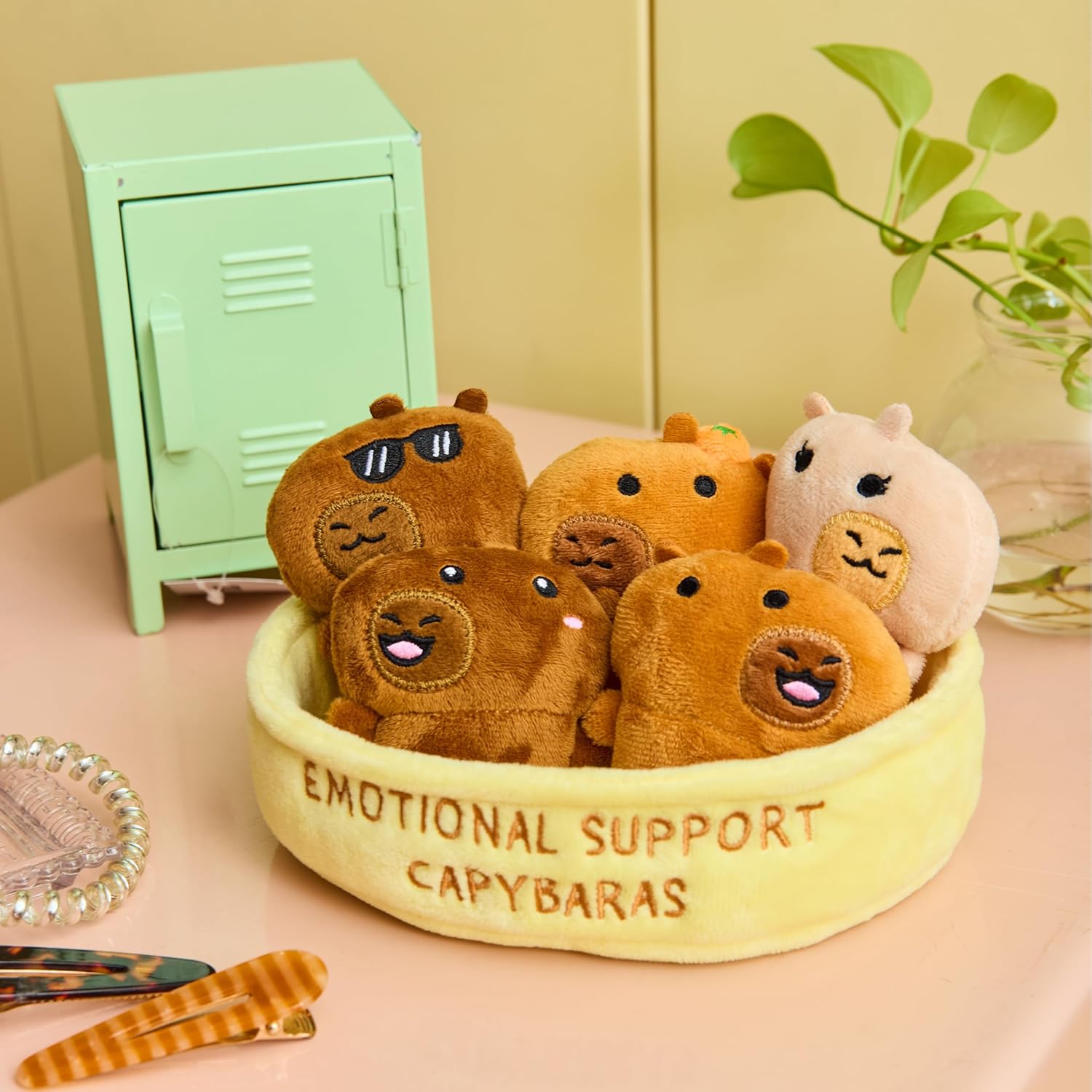 Spectron - Emotional Support Capibaras Knuffels - 6Dlg.