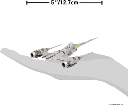 Star Wars™ Micro Galaxy Squadron SWJ0537 - N-1 Sternenjäger des Mandalorianers (Armada Edition) - offizielles 12,5 cm großes Fahrzeug mit 2 Micro-Figuren (2,5 cm