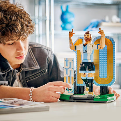 Lego Football Legend: Lionel Messi – Soccer Legend (43015)