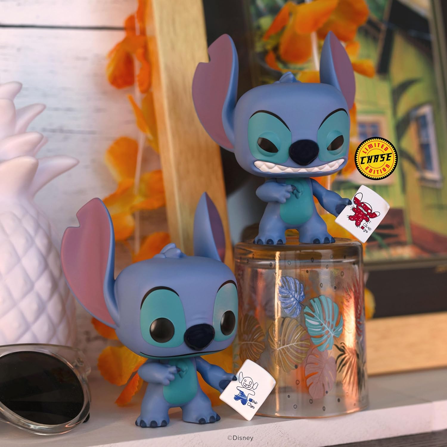 Funko POP! Disney: Lilo & Stitch - Stitch with Mood Chart (Chase) | Offizieller Fanartikel und Merch - Vinyl Sammelfigur als Regal Deko - Geschenkidee zum Geburtstag für Fans und Sammler