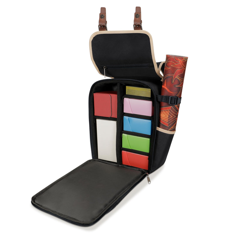 ENHANCE Designer Edition Kompakter MTG-Rucksack mit anpassbarem Innenraum für Magic: The Gathering, Lorcana & mehr - Zubehörfach für Würfelbeutel, Boosterpacks, Tag Tracker, Playmat-Fach (Schwarz