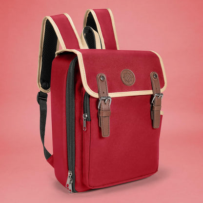 ENHANCE Designer Edition Kompakter MTG-Rucksack mit anpassbarem Innenraum für Magic: The Gathering, Lorcana & mehr - Zubehörfach für Würfelbeutel, Boosterpacks, Tag Tracker, Playmat-Fach (Rot