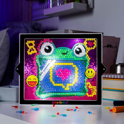 Basic Fun Lite Brite ColorPOP Toy Story 5 Light Up Art Set With 650 Mini Pegs HD Screen And Colour Templates Creative Toy For Kids Age 6 Years and Up