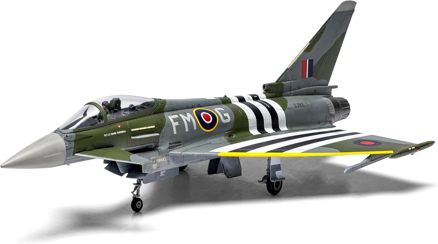 Airfix A40001 Twin Pack - Eurofighter Typhoon FGR.4 (FMOG) + Hawker Typhoon Mk.Ib Classic Kit Model Building kit