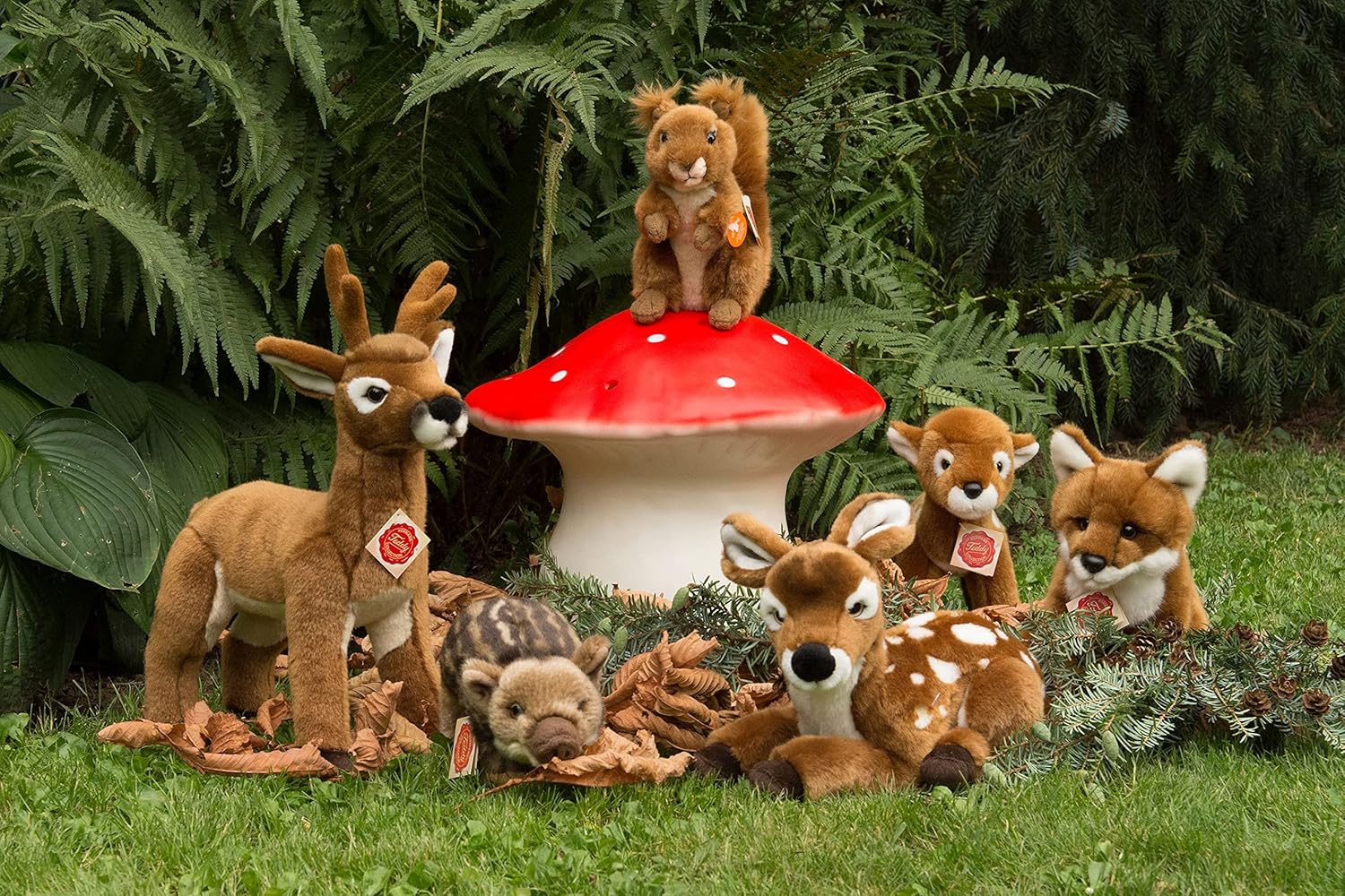 Teddy Hermann 90818 Eekhoorntje 17 cm, knuffeldier, pluche dier met gerecyclede vulling