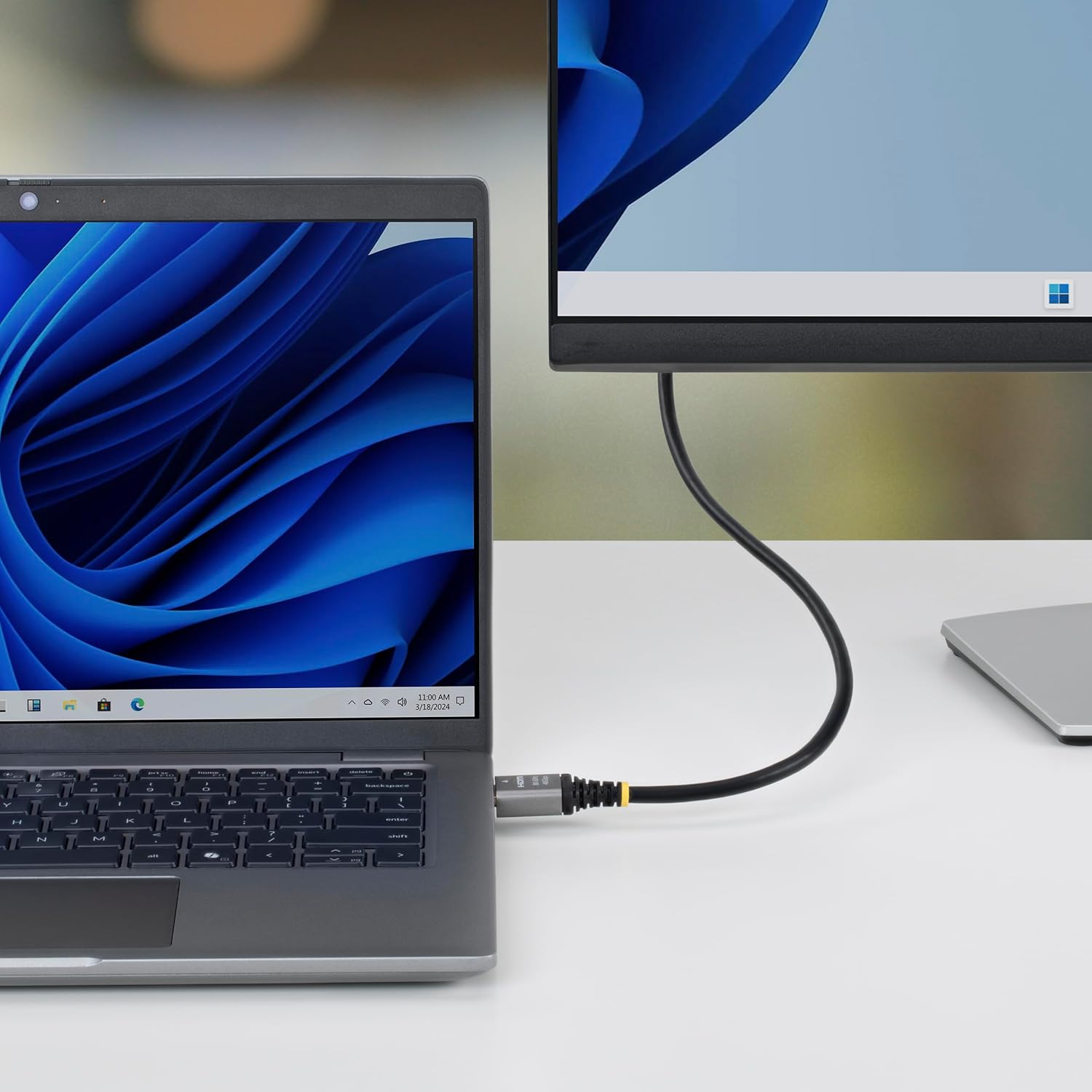 StarTech Cavo HDMI Ultra High Speed Certificato da 30 cm, HDMI 2.1, 8K 60Hz / 4K 120Hz, con HDR10+ ed eARC, Larghezza di banda 48 Gbps