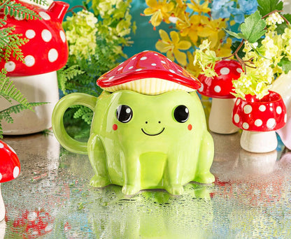 Sass & Belle Frog Mug with Mushroom Lid – Cute 300ml Ceramic Mug with Red & White Toadstool Cover, for Tea or Coffee, Fun Mushroom Cup Gift, Kawaii Animal, Ideal for Home or Office