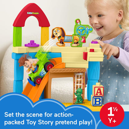 Fisher-Price Little People Toddler Toy Disney & Pixar Toy Story Andy’s Room Playset with Woody Figure & RC Vehicle for Kids Ages 18+ Months, JKB05