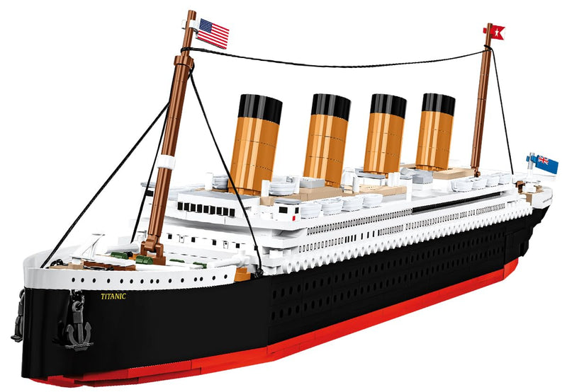 R.M.S. TITANIC