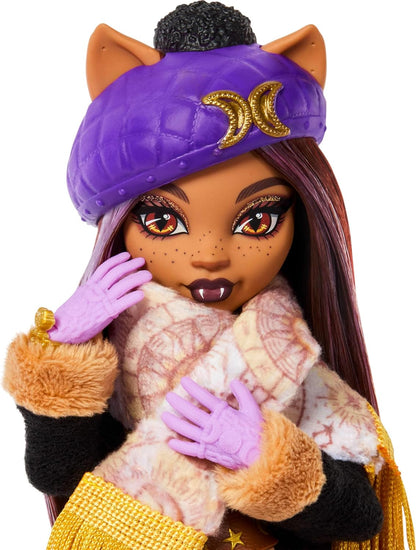 Monster High Monstrueux Secrets Coffret Clawdeen Wolf avec poupée et accessoires, destination : Chalet squelettastique, avec une valise et plus de 19 surprises (vêtements inclus), JMG65