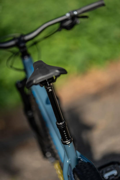 BBB Cycling Höhenverstellbare Sattelstütze mit Remote-Hebel und Kabelsatz – Geeignet für E-Bike, Rennrad, MTB, Trekking & City | LiftPost Dropper BSP-51 31.6 125T 410L