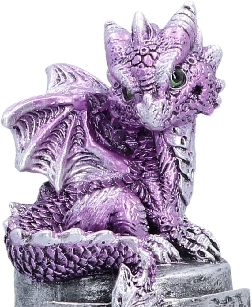 Hatchling Helm Dragon Figurine 13.2cm – Baby Dragon on Knight Helmet Fantasy Ornament (Purple