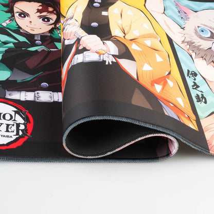 Grupo Erik Gaming Mauspad XXL Demon Slayer Manga Mousepad Groß - Gaming Mousepad XXL - rutschfeste Unterseite Wasserabweisend und verstärkte Kanten - Kimetsu no Yaiba Demon Slayer Merch