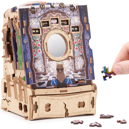 Clue Puzzle - The Wonderbox of Alice