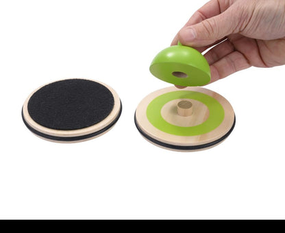 Engelhart - 606055 - Tafelcurlingset van hout - Kleurrijk gezinsplezier - Afmetingen: Ø10 cm, Hoogte: 6,5 cm - Vanaf 6 jaar