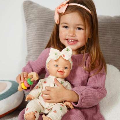 Heless 685 poppenbabyset schaap van hout, 3-delige set in houtkleuren, met flesjes, fopspeen en rammelaar