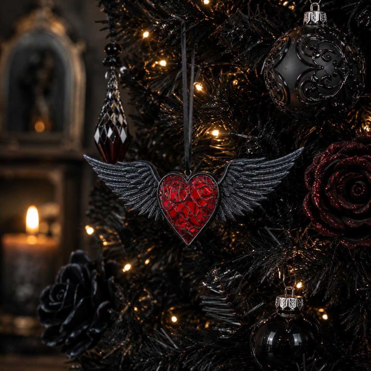 House of Obscura Gothic Hanging Ornament – Resin Dark Fantasy Decoration Collection (Black Winged Heart