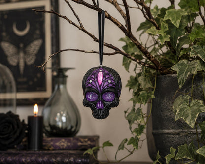 House of Obscura Gothic Hanging Ornament – Resin Dark Fantasy Decoration Collection (Jewelled Fate Skull