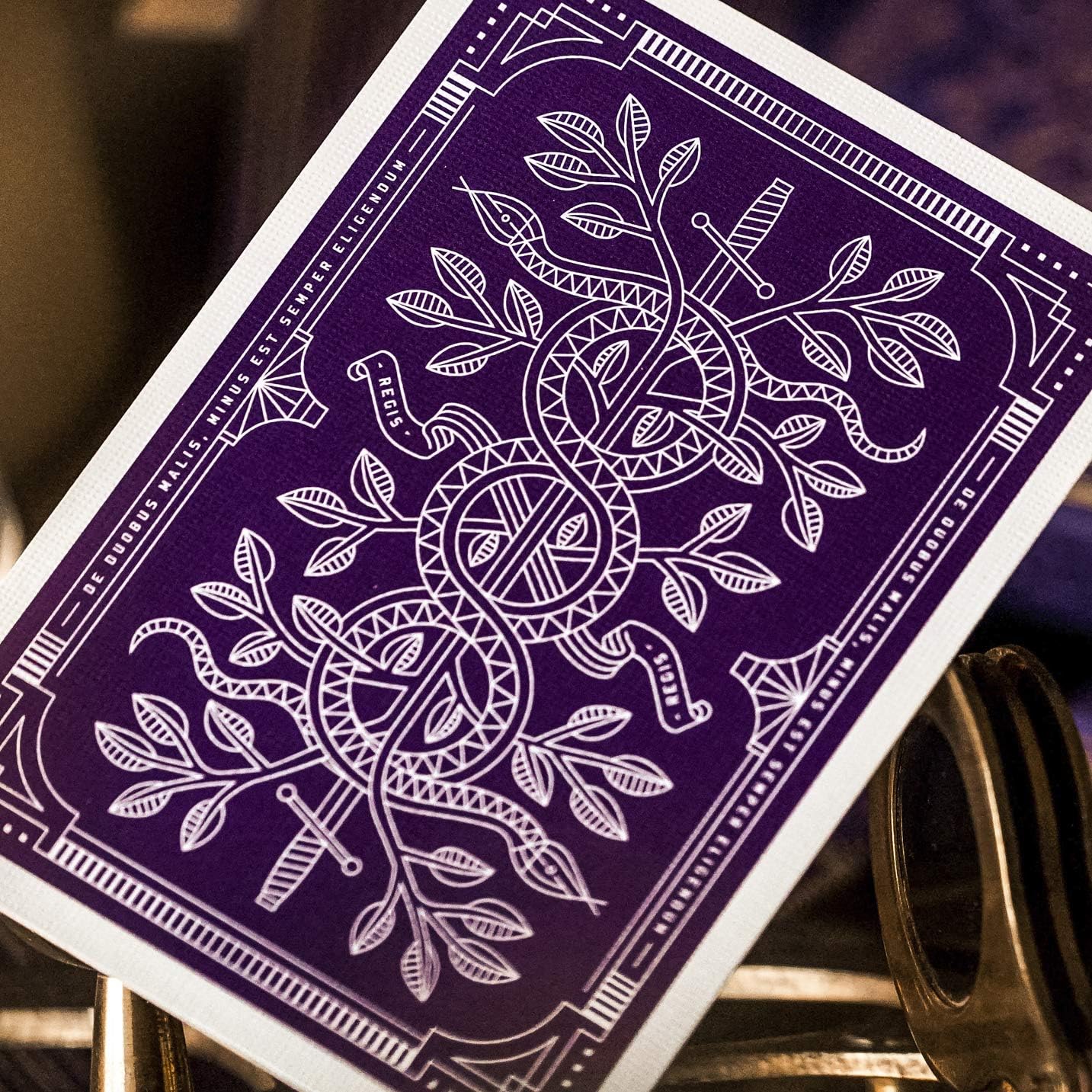 theory11 Monarchs Playing Cards (Purple