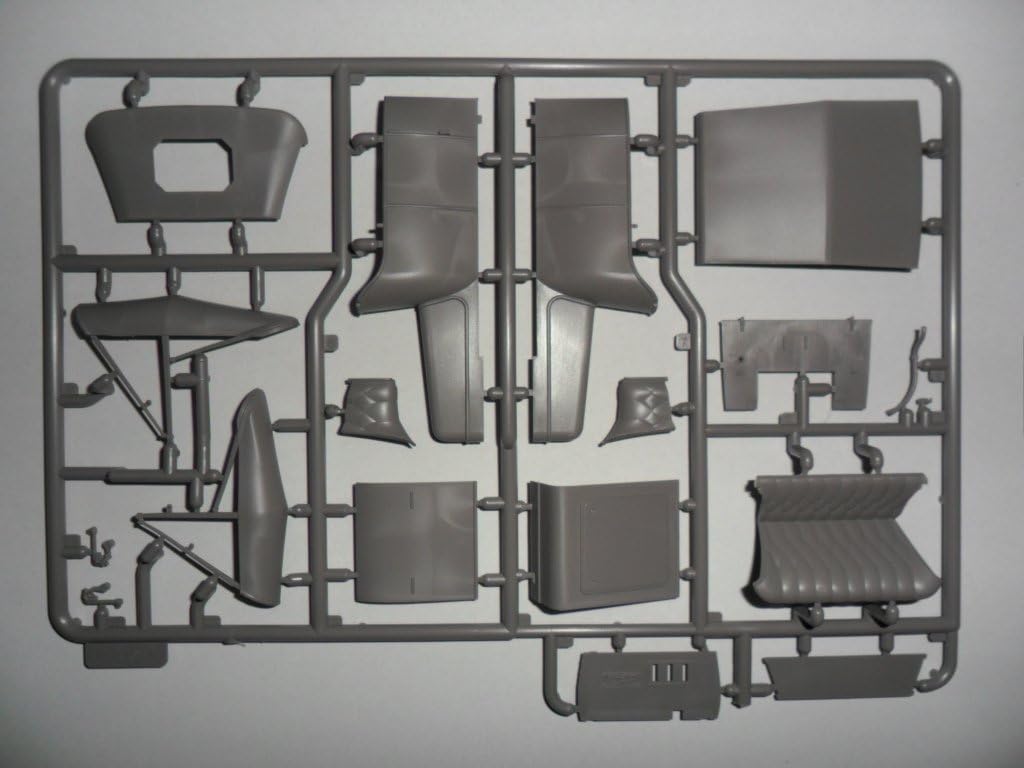 ICM 24004 – Modellino Model T 1914 Fire Truck American Car