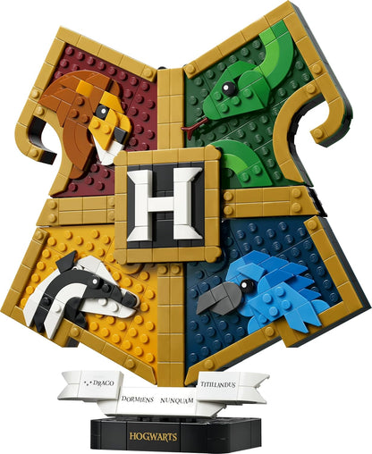 LEGO Harry Potter Hogwarts House Crest Toy - 3D Wall Art Model w/Animals - Kids' Room Decor - Birthday Gift Idea for 12+ Year Old Girls, Boys & Teenage Fans - 76462