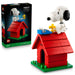 LEGO Ideas Peanuts: Snoopy’s Hondenhok – Strip Bouwpakket voor Volwassenen met Snoopy Hond en Woodstock Vogel Figuren – Woondecoratie of Bureau-Accessoire – Nostalgisch Cadeau – 21368