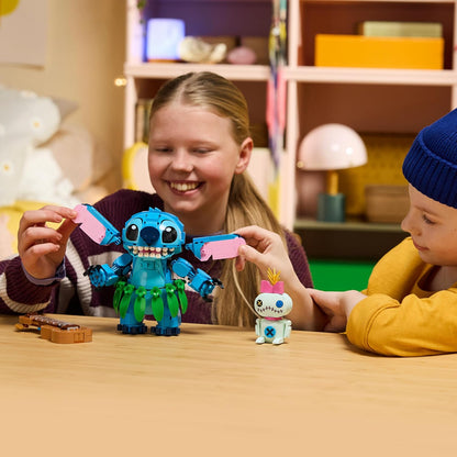 LEGO | Disney Stitch en Scrump - Bouwbaar Speelgoed voor Kinderen Incl. 2 Poppetjes met Accessoires en Ukulele - Kinderkamer Decoratie - Cadeau voor Meisjes en Jongens vanaf 9 Jaar 43296