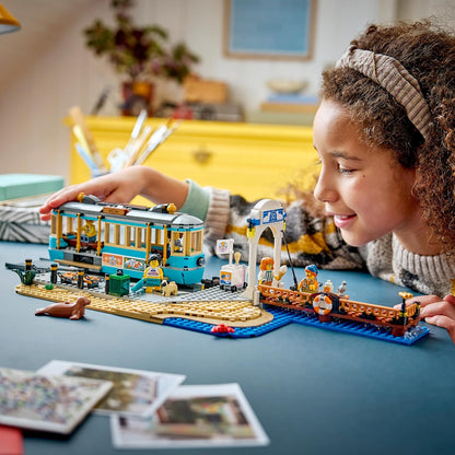 LEGO City Classic Beach Tram Toy - Model Kit w/Train Track, Street Scene, 5 Minifigures & 5 Animal Figures - Birthday Gift Idea for 7+ Year Old Boys - 60506