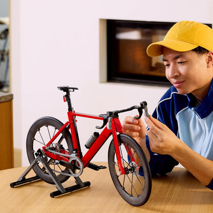 LEGO Icons Road Bike - DIY Model Kit for Adults - incl. Rubber Tyres, Derailleurs & Rear-Wheel Stand for Desk Decor - Sports Gift Idea for Cycling Fans - 11380