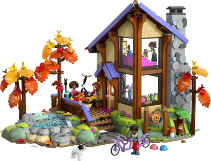 LEGO Friends Gezellige Boshut in de Herfst Bouwpakket voor Kinderen Vanaf 9 Jaar met 4 Poppenhuis Poppetjes en Speelgoed Dieren Figuren van Hond en Eekhoorn - Cadeau voor Meisjes en Jongens 42705
