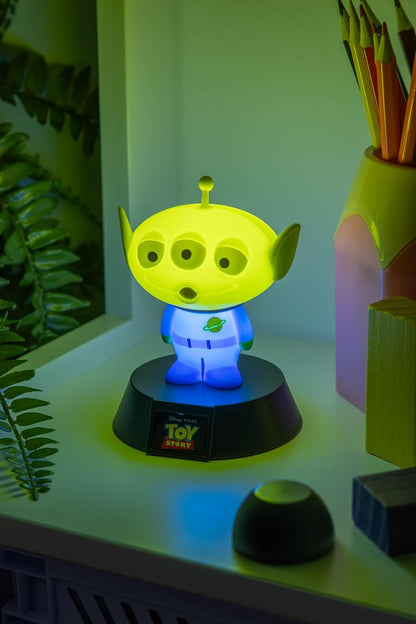 Paladone Toy Story Alien Icon Light – 3D Character Lamp for Bedroom, Desk or Shelf – Soft Glow Kids Night Light – Battery Powered