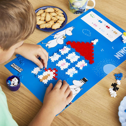 Plus Plus Building Blocks Toy - 2D Puzzle By Number Moominvalley House & 3D Moomin, Snorkmaiden, Moominmamma & Moominpappa, STEM Toys - Girls and Boys Toys Age 5 Plus, Moomin House 275 pcs