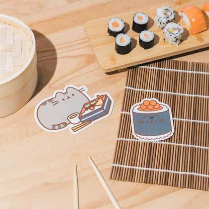 Grupo Erik Set 2 Stickers Pusheen Sushi Roll - Adesivi in Vinile Sagomati Kawaii per Laptop, Borraccia e Cellulare | Decorazioni Resistenti
