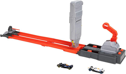 Hot Wheels Racing F1 Toy Car Track Set with 1:64 Scale Oracle Red Bull & Visa Cash App Racing Bulls Formula One Team Vehicles, JNN35