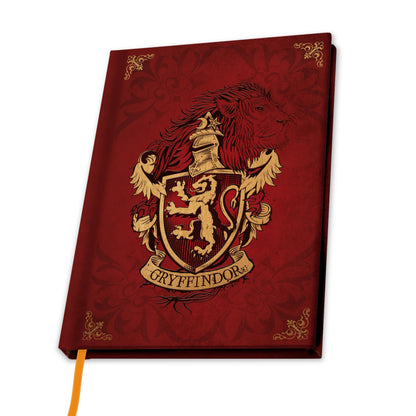 ABYSTYLE HARRY POTTER A5 Gryffindor Notebook - Official Merchandise - 120 Pages - A5 Size - Hardcover - House Crest Design