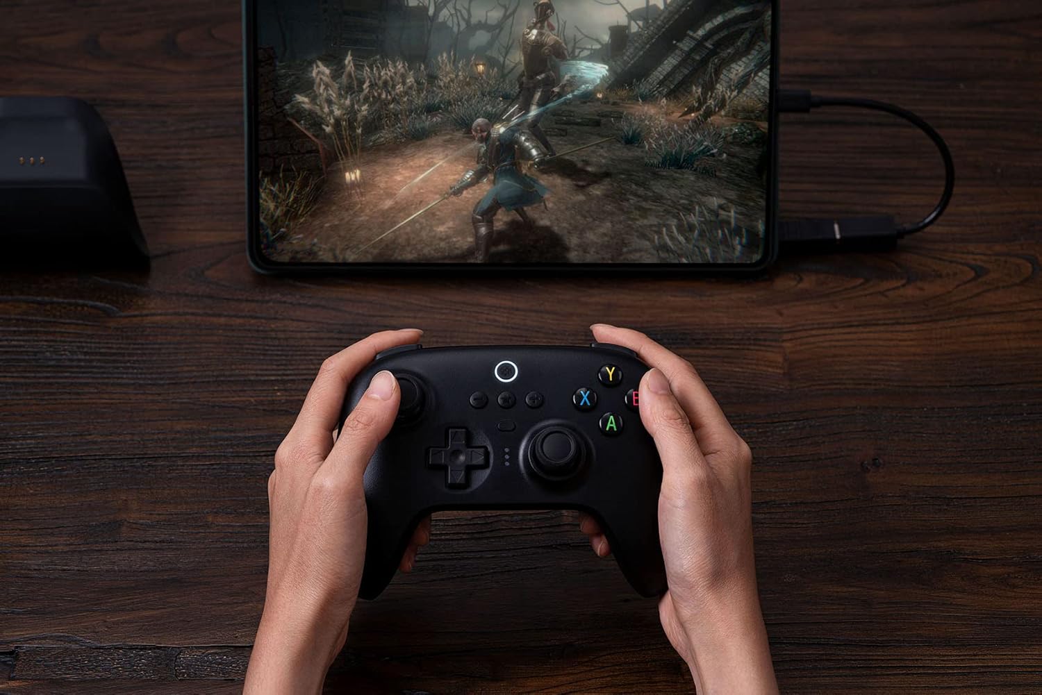 8bitdo Ultimate Controller with Charging Dock 2.4g for Windows and Android - Black