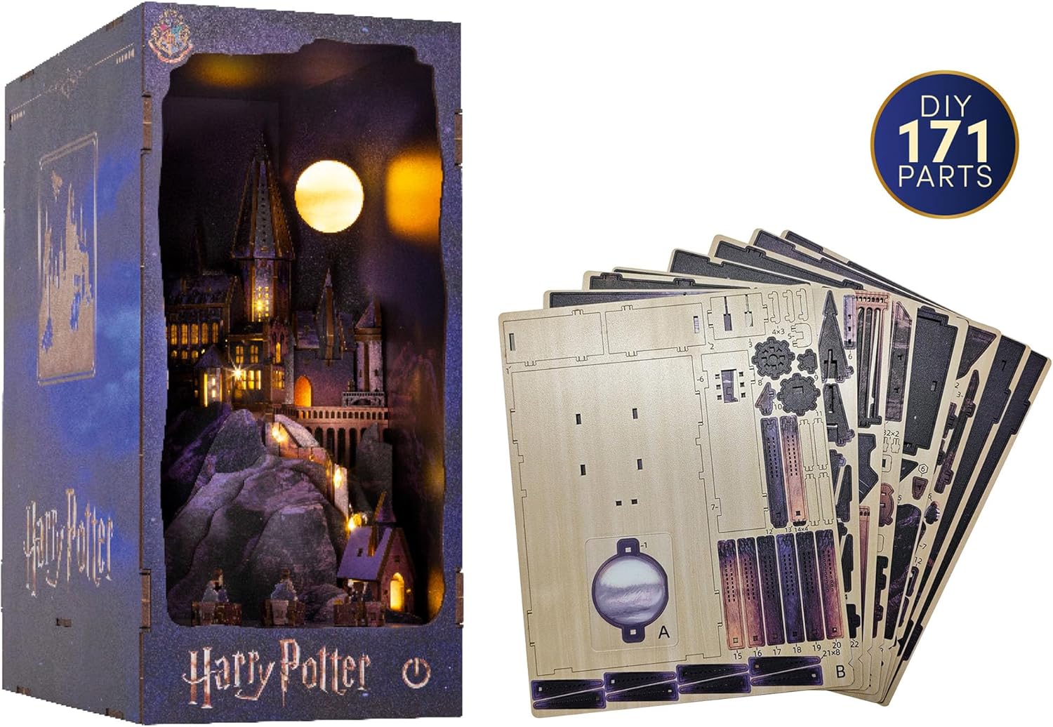Revell Tiny Adventures Hogwarts Castle | Harry Potter Book Nook Holzbausatz mit LED Beleuchtung | 23 cm Diorama für Bücherregal | lasergeschnittenes Stecksystem | Geschenk für Potterheads