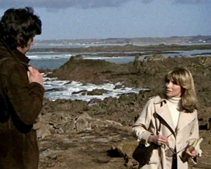 Der Tote, der nicht sterben wollte (Neither the Sea nor the Sand) / Atmosphärischer Mystery-Kult nach dem Roman von Gordon Honeycombe (Pidax Film-Klassiker