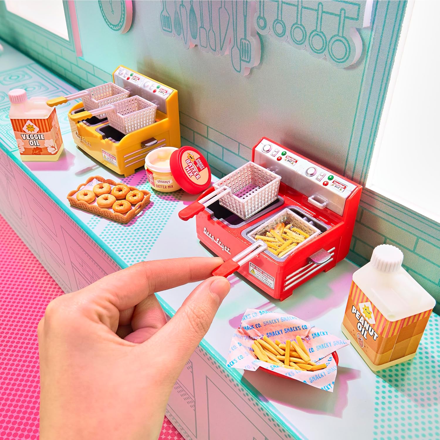 MGA’s Miniverse Make It Mini From Scratch Apparaten Serie 3 – Werkende mini-apparaten, DIY-epoxyknutsels, keukenplezier, niet eetbaar – Voor verzamelaars & kinderen vanaf 8 jaar