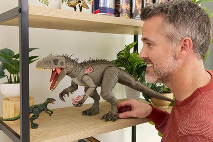 Mattel Jurassic World Hammond Collection Indominus Rex Deluxe Articulated Action Figure Large Size, Swappable Claws & Tracking Implant, JKG98