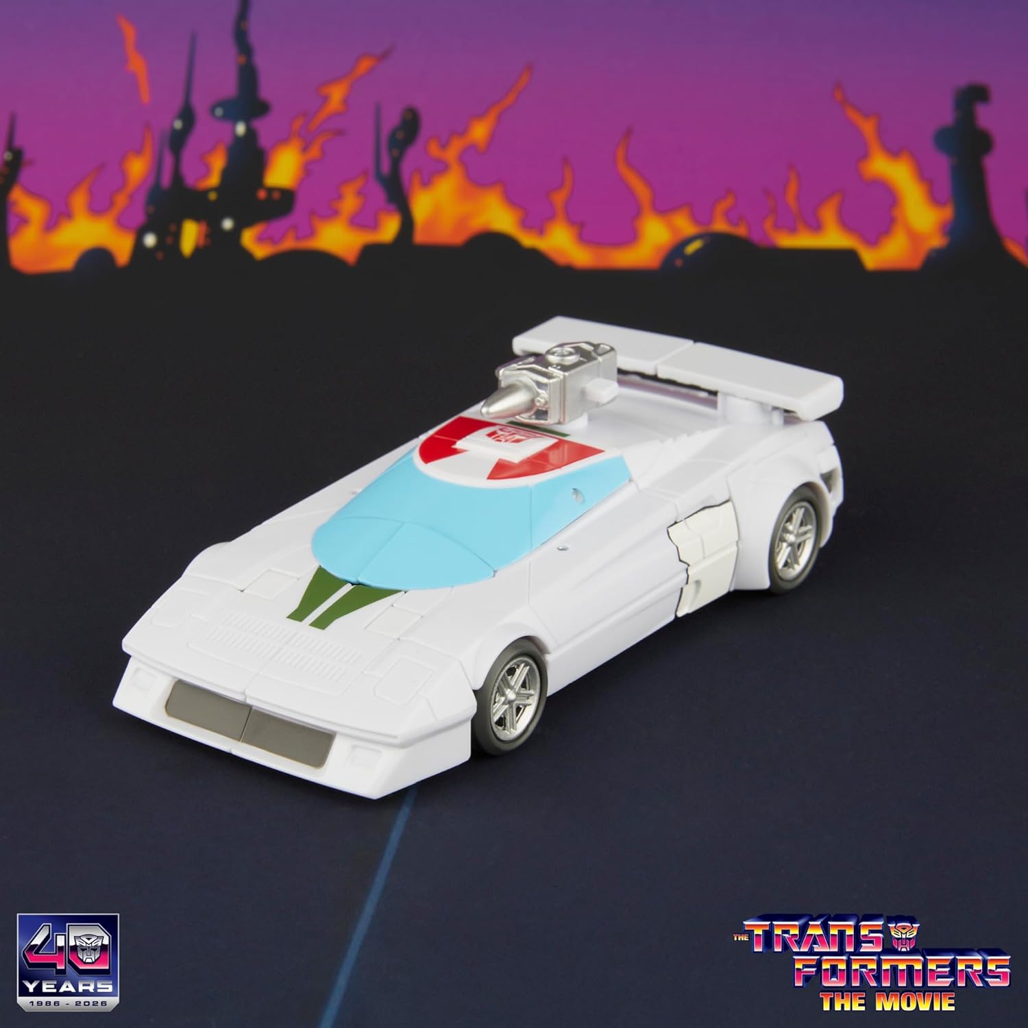 Transformers Studio Series The The Movie Wheeljack, Deluxe Class 12.5-cm Converting Action Figure, Robot Toys for Ages 8+